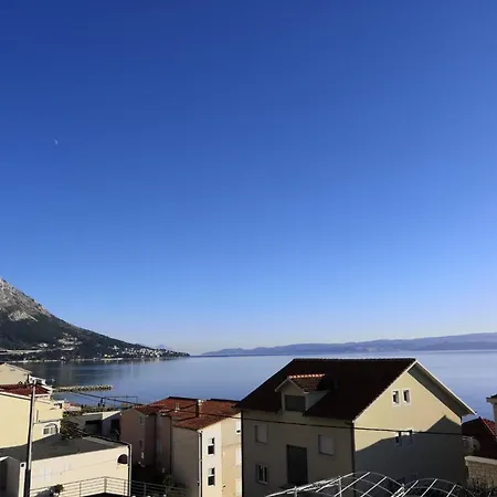 Apartman Paula * Omis